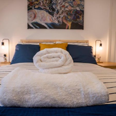 Quiet Neighborhood-Free Parking Apartment Blackpool Bagian luar foto